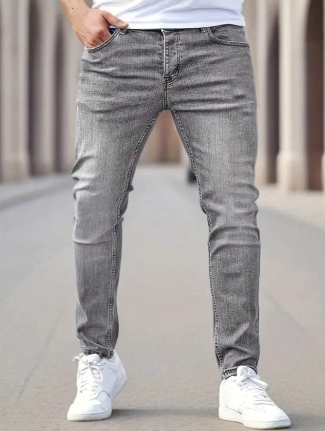 Men Gray Washed Denim Jeans, Slim Fit, With Pocket Trim
