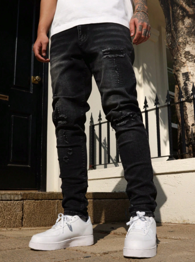 Men Black Denim Jeans, Distressed look, Slim Fit, Casual Style